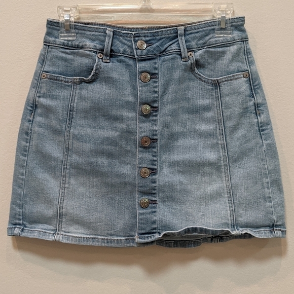 American Eagle Outfitters Dresses & Skirts - American Eagle Super Stretch Denim Skirt Size 2